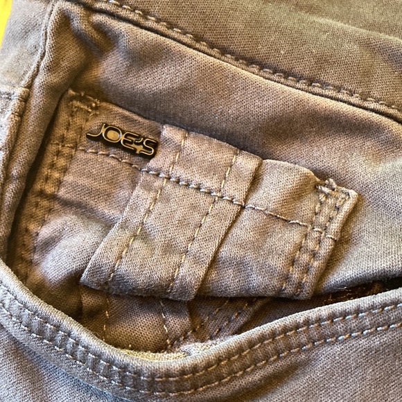 Joe’s Skinny Jeans, Stretch, Cargo Side Pockets, Charcoal Color, Sz. 27. - Picture 5 of 8
